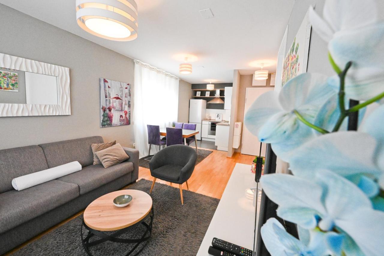 Apartman Zadar City Inn 2 & Free Private Parking Exterior foto